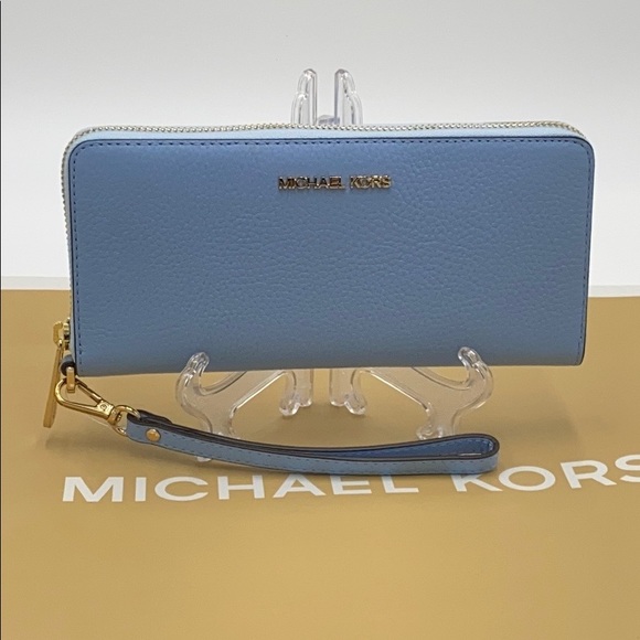 MICHAEL KORS LARGE CONTINENTAL WALLET LIGHT SKY - Picture 7 of 16